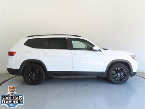 2022 Volkswagen Atlas 3.6L SE w/Technology