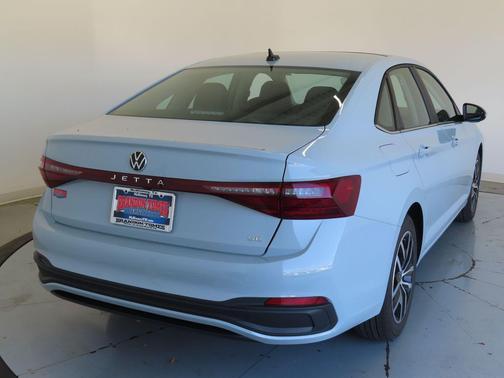 2026 Volkswagen Jetta 1.4T SE