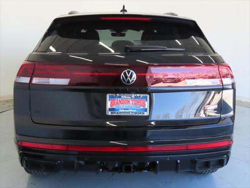 2025 Volkswagen Atlas Cross Sport 2.0T SEL