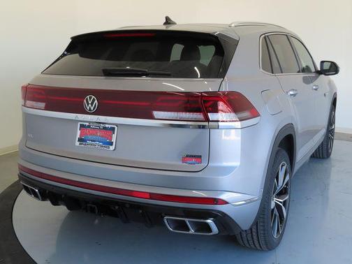 2025 Volkswagen Atlas Cross Sport 2.0T SEL Premium