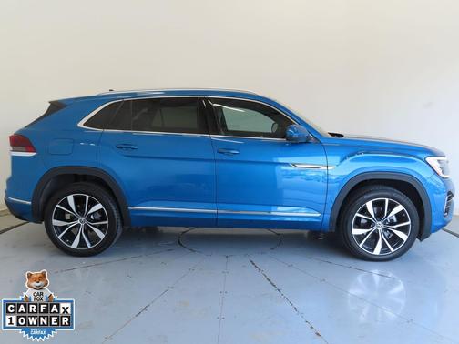 2025 Volkswagen Atlas Cross Sport 2.0T SEL Premium