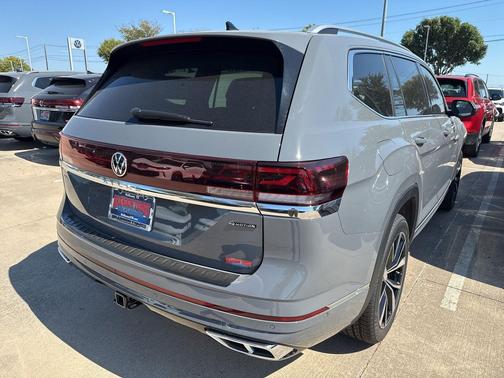 2026 Volkswagen Atlas 2.0T SEL Premium R-Line 4MOTION