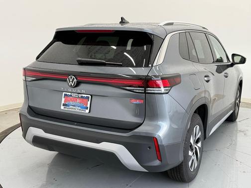 2025 Volkswagen Tiguan 2.0T S