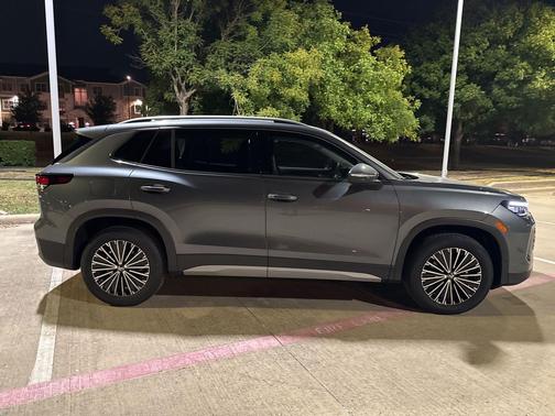 2025 Volkswagen Tiguan 2.0T S