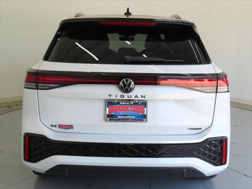 2025 Volkswagen Tiguan 2.0T SE R-Line Black 4MOTION