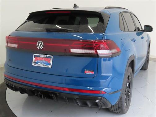 2025 Volkswagen Atlas Cross Sport 2.0T SEL