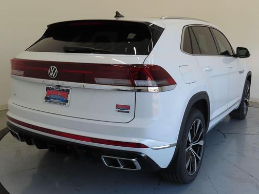 2026 Volkswagen Atlas Cross Sport 2.0T SEL Premium