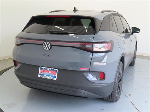 2025 Volkswagen ID.4 Pro