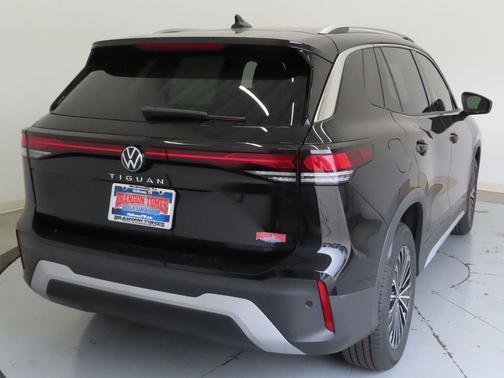 2025 Volkswagen Tiguan 2.0T S