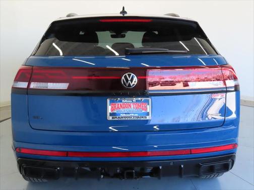 2025 Volkswagen Atlas Cross Sport 2.0T SEL