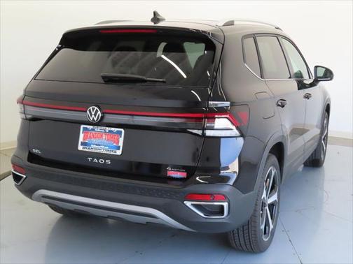 2025 Volkswagen Taos 1.5T SEL