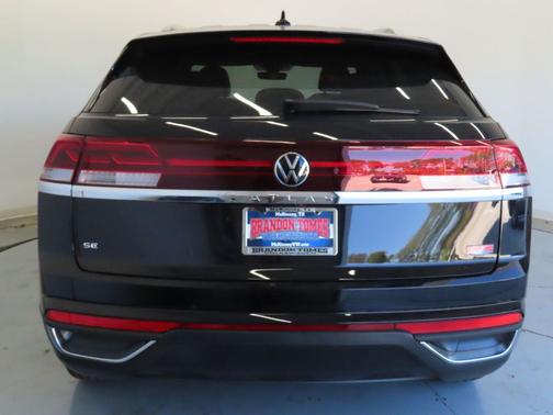 2026 Volkswagen Atlas Cross Sport 2.0T SE