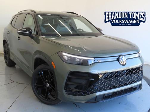 2026 Volkswagen Tiguan 2.0T SE R-Line Black