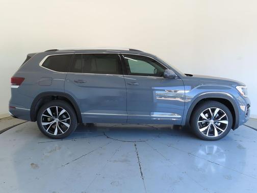 2026 Volkswagen Atlas 2.0T SEL Premium R-Line 4MOTION
