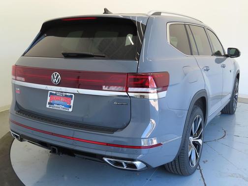 2026 Volkswagen Atlas 2.0T SEL Premium R-Line 4MOTION