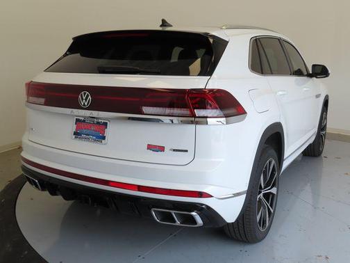2025 Volkswagen Atlas Cross Sport 2.0T SEL Premium