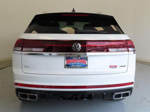 2025 Volkswagen Atlas Cross Sport 2.0T SEL Premium