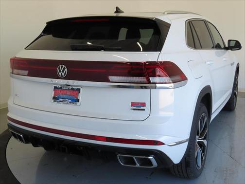 2025 Volkswagen Atlas Cross Sport 2.0T SEL Premium