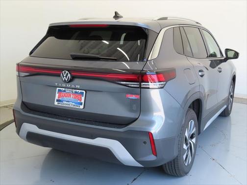 2025 Volkswagen Tiguan 2.0T S