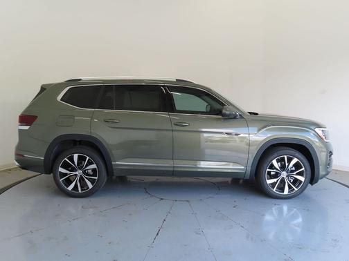 2026 Volkswagen Atlas 2.0T SEL Premium R-Line 4MOTION