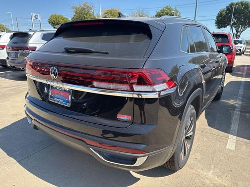 2026 Volkswagen Atlas Cross Sport 2.0T SE