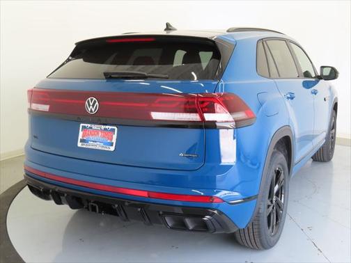 2025 Volkswagen Atlas Cross Sport 2.0T SEL