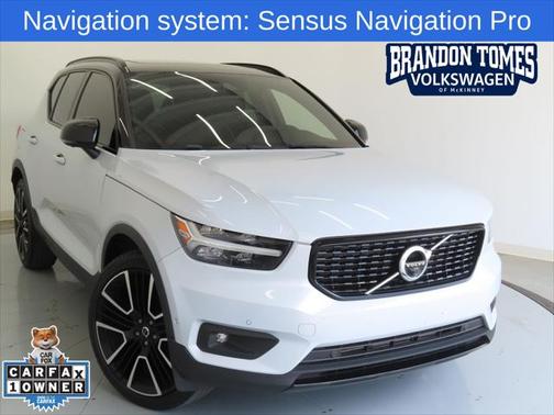 2022 Volvo XC40 T5 R-Design