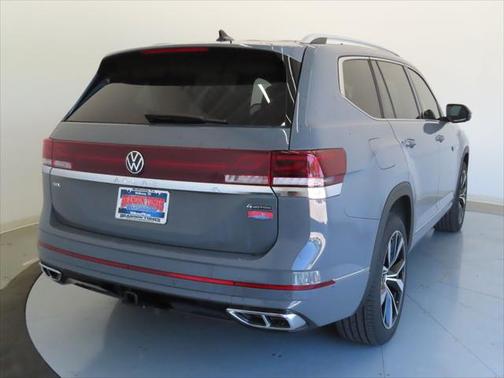2025 Volkswagen Atlas 2.0T SEL Premium R-Line 4MOTION