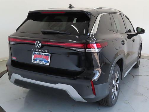 2025 Volkswagen Tiguan 2.0T S