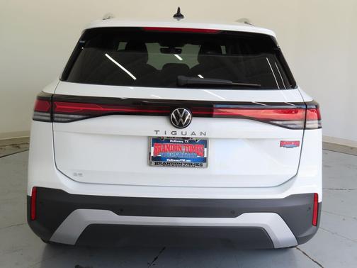 2026 Volkswagen Tiguan 2.0T SE