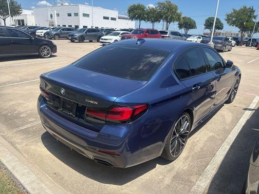 2022 BMW 540 i