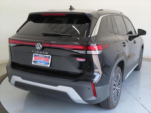 2025 Volkswagen Tiguan 2.0T S