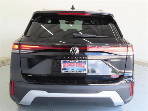 2025 Volkswagen Tiguan 2.0T SE