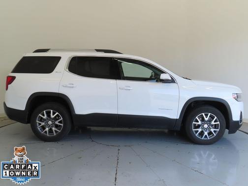2023 GMC Acadia AWD SLT
