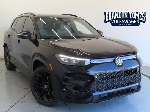 2025 Volkswagen Tiguan 2.0T SE R-Line Black