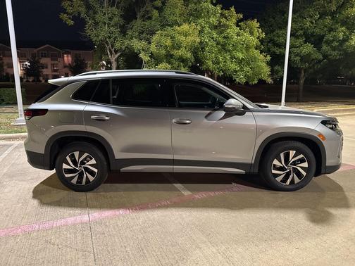 2025 Volkswagen Tiguan 2.0T S