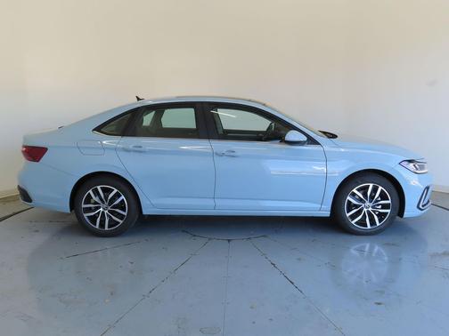 2026 Volkswagen Jetta 1.4T SE