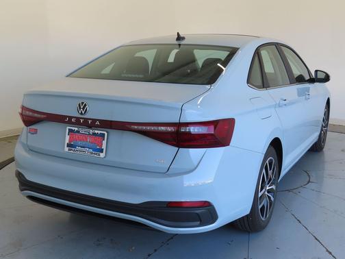 2026 Volkswagen Jetta 1.4T SE