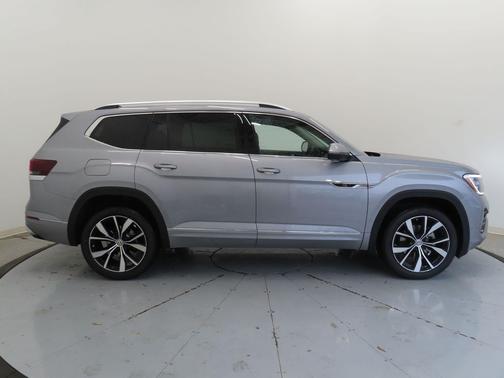 2026 Volkswagen Atlas 2.0T SEL Premium R-Line 4MOTION