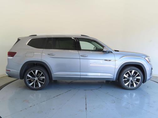 2026 Volkswagen Atlas 2.0T SEL Premium R-Line 4MOTION