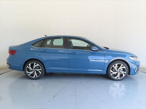 2025 Volkswagen Jetta 1.5T SEL