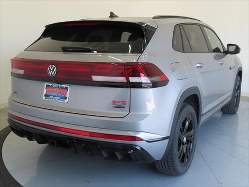 2025 Volkswagen Atlas Cross Sport 2.0T SEL