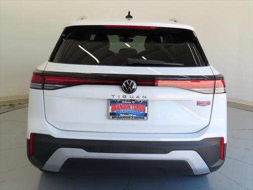 2025 Volkswagen Tiguan 2.0T S