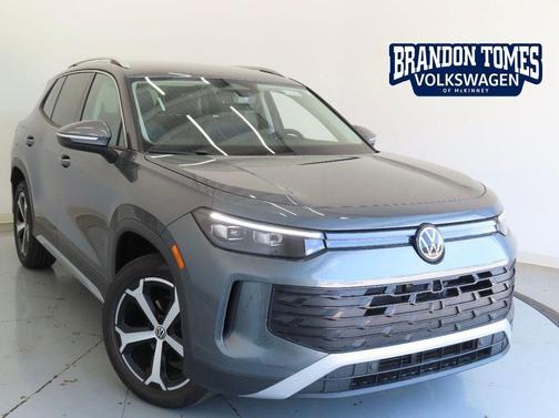 2025 Volkswagen Tiguan 2.0T SE