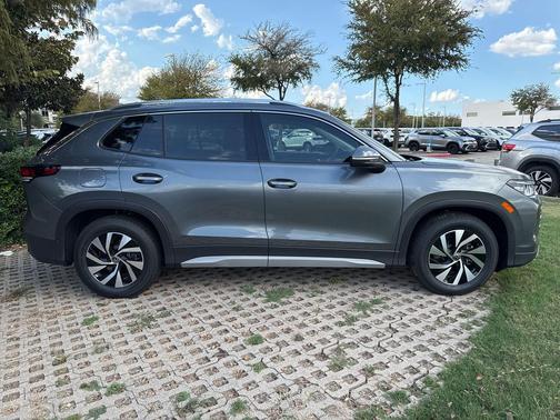 2025 Volkswagen Tiguan 2.0T S
