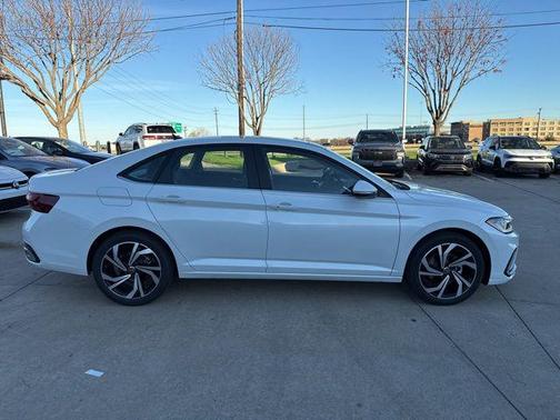 2025 Volkswagen Jetta 1.5T SEL
