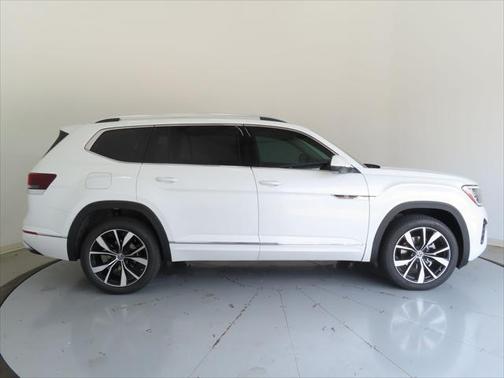 2025 Volkswagen Atlas 2.0T SEL Premium R-Line 4MOTION