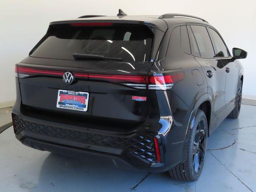 2025 Volkswagen Tiguan 2.0T SE R-Line Black