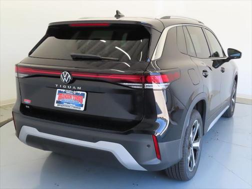 2025 Volkswagen Tiguan 2.0T SE
