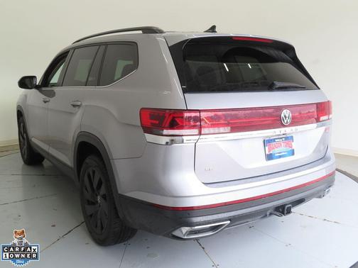 Silver Mist Metallic 2024 Volkswagen Atlas 2.0T SE w/Technology